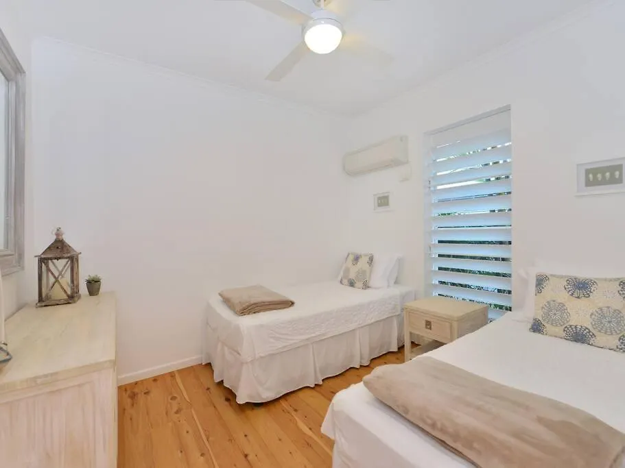 Beach Villa - A Short Walk To Town & Beach Port Douglas